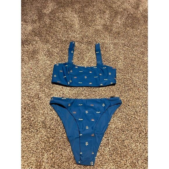 Desert Dreamer 2 piece bikini bathing suit size medium - Picture 1 of 4